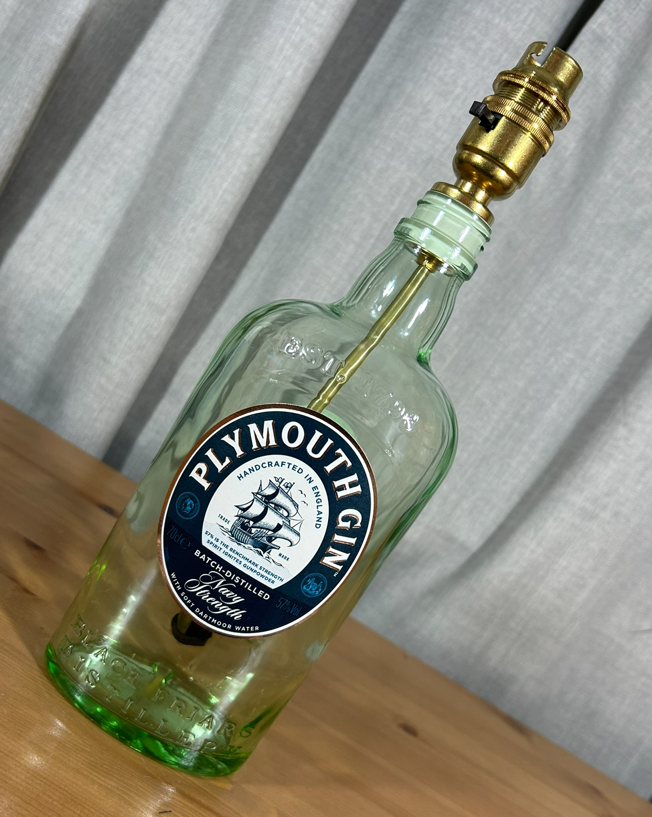 'Tattooed Sailor' lamp - Image 3
