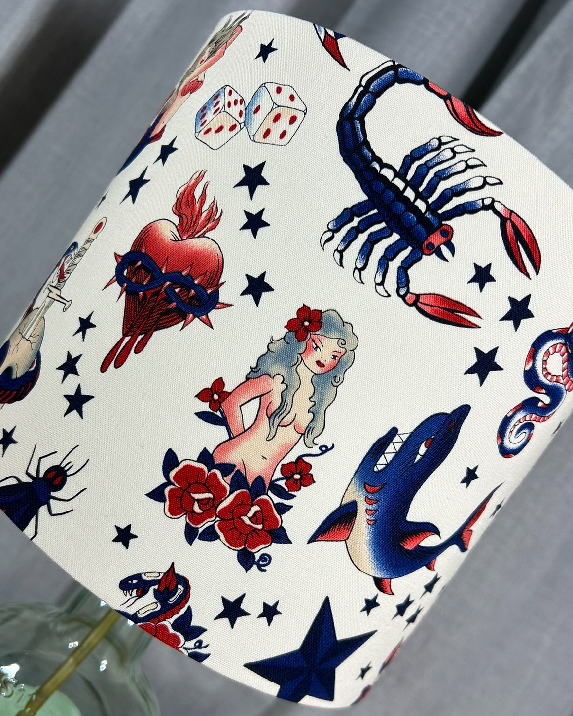 'Tattooed Sailor' lamp - Image 4