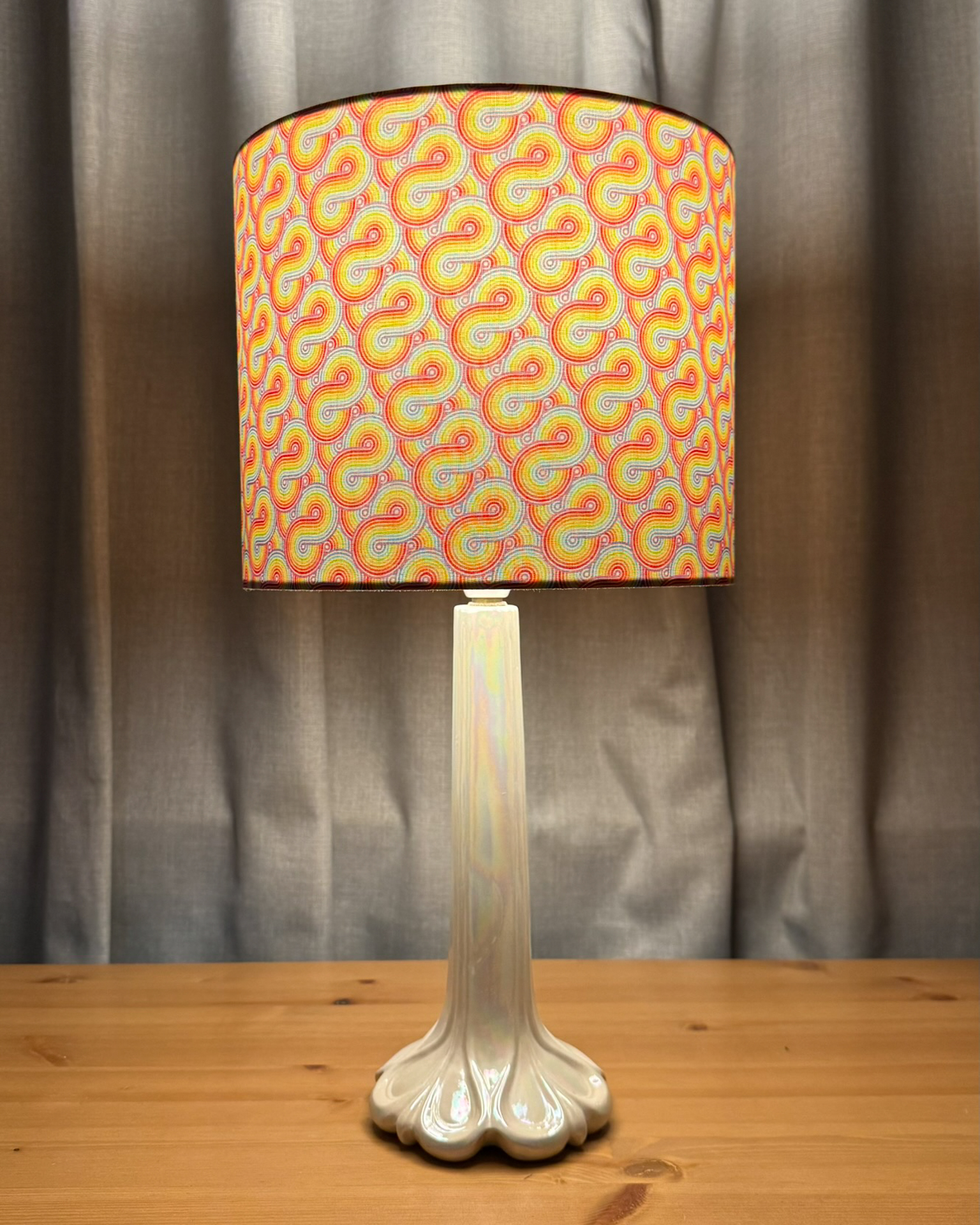 'Rainbow Brite' vintage lamp - Image 2