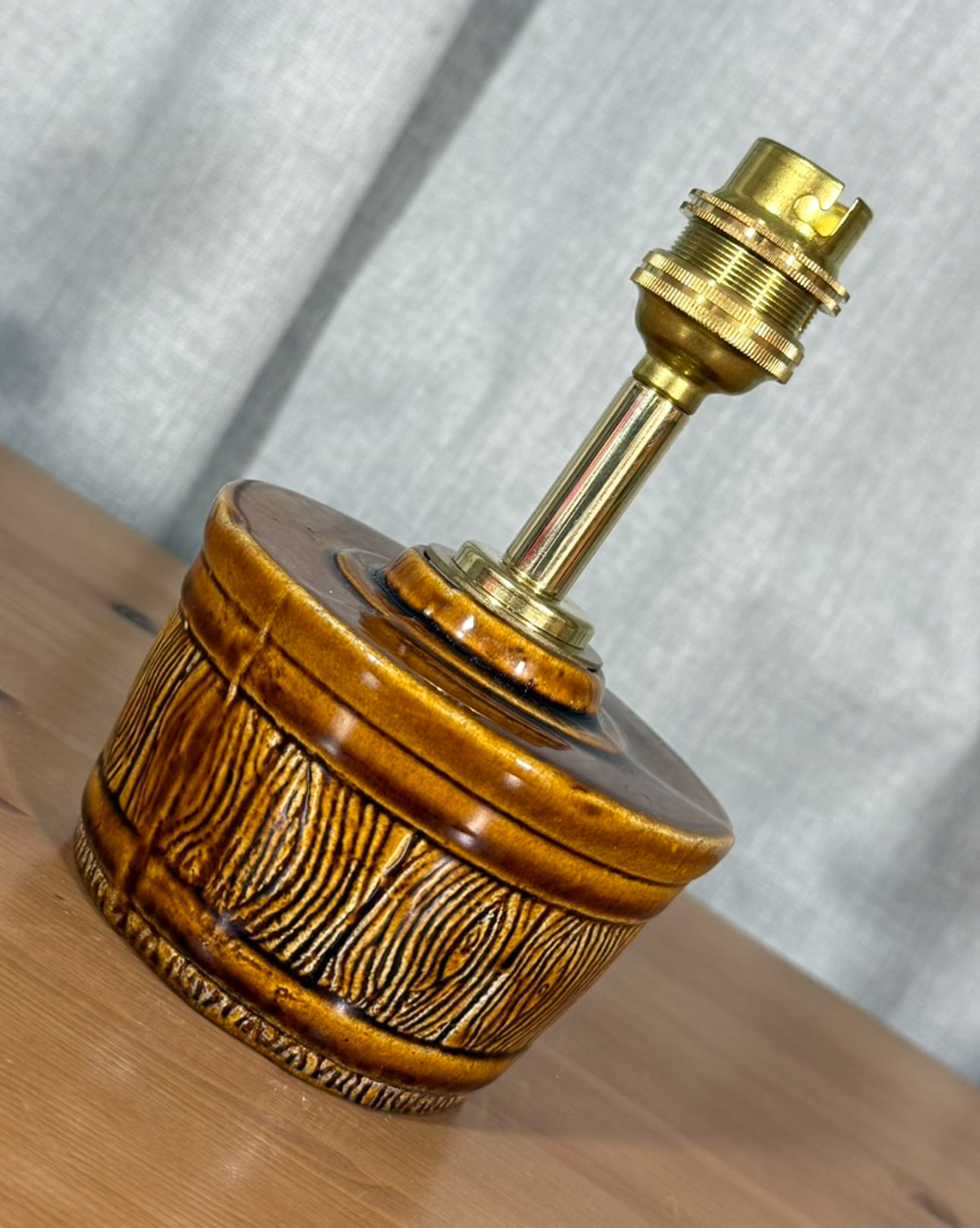 'Like Shooting Fish in a Barrel' vintage lamp - Image 3